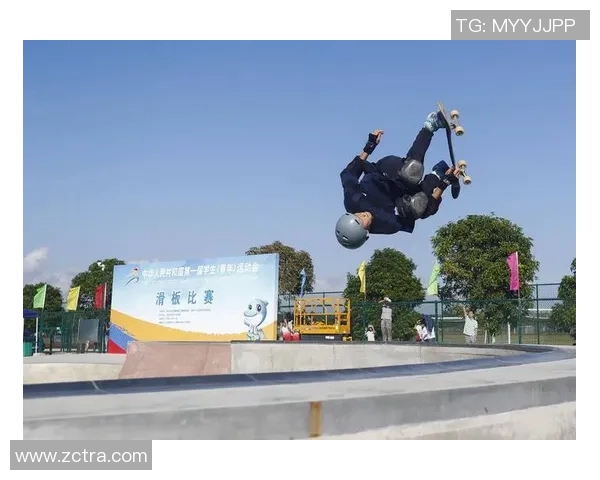 重庆滑板队与成都滑板队的精彩对决全景分析与力量对比 重庆滑板队与成都滑板队的精彩对决全景分析与力量对比